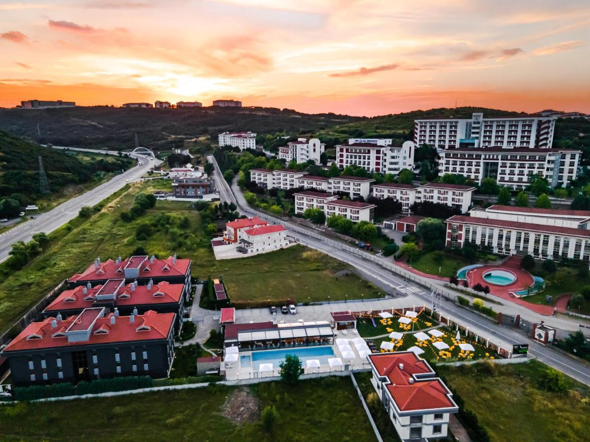 Ucar Royal Hotel Ve Konferans Salonu 아그바 외부 사진