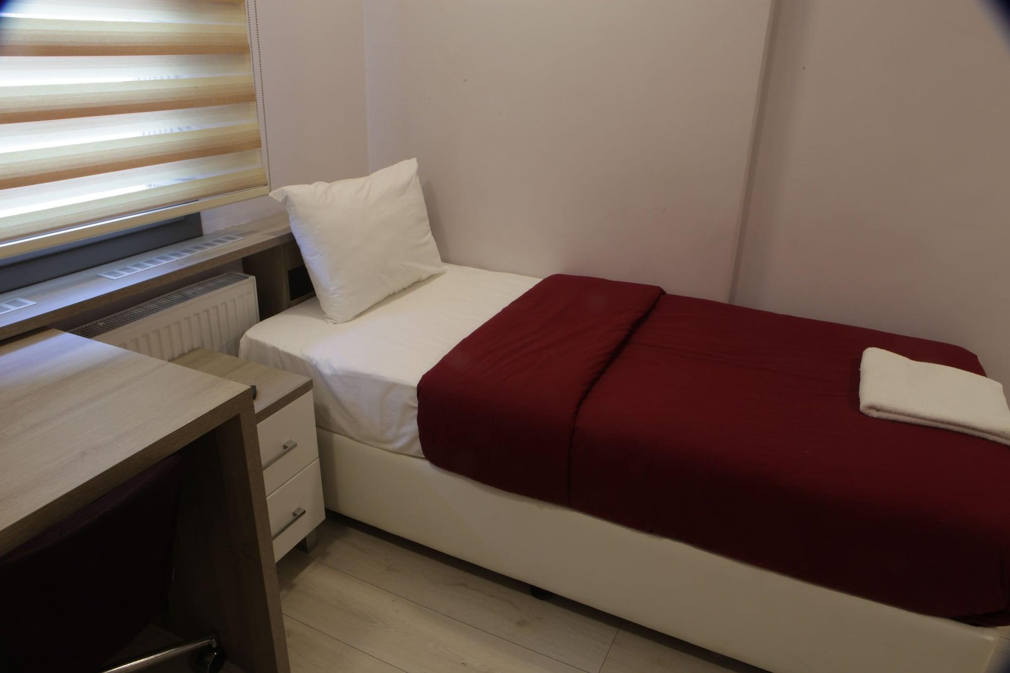 Ucar Royal Hotel Ve Konferans Salonu 아그바 외부 사진