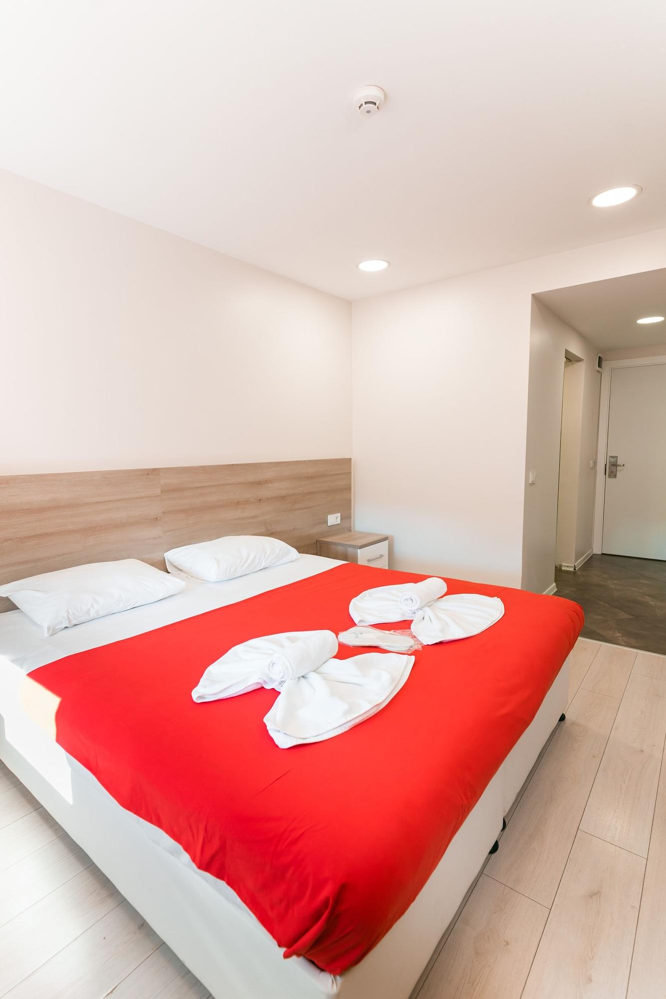 Ucar Royal Hotel Ve Konferans Salonu 아그바 외부 사진