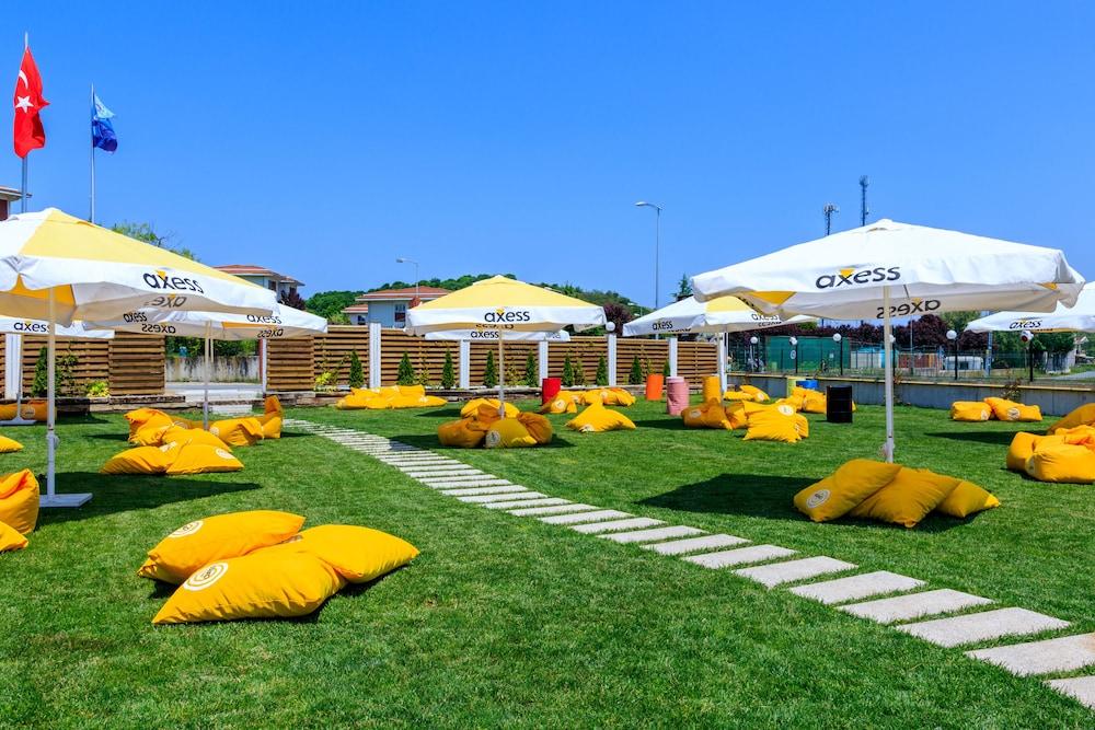 Ucar Royal Hotel Ve Konferans Salonu 아그바 외부 사진