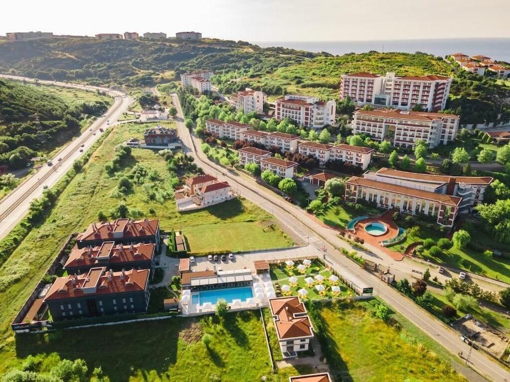 Ucar Royal Hotel Ve Konferans Salonu 아그바 외부 사진