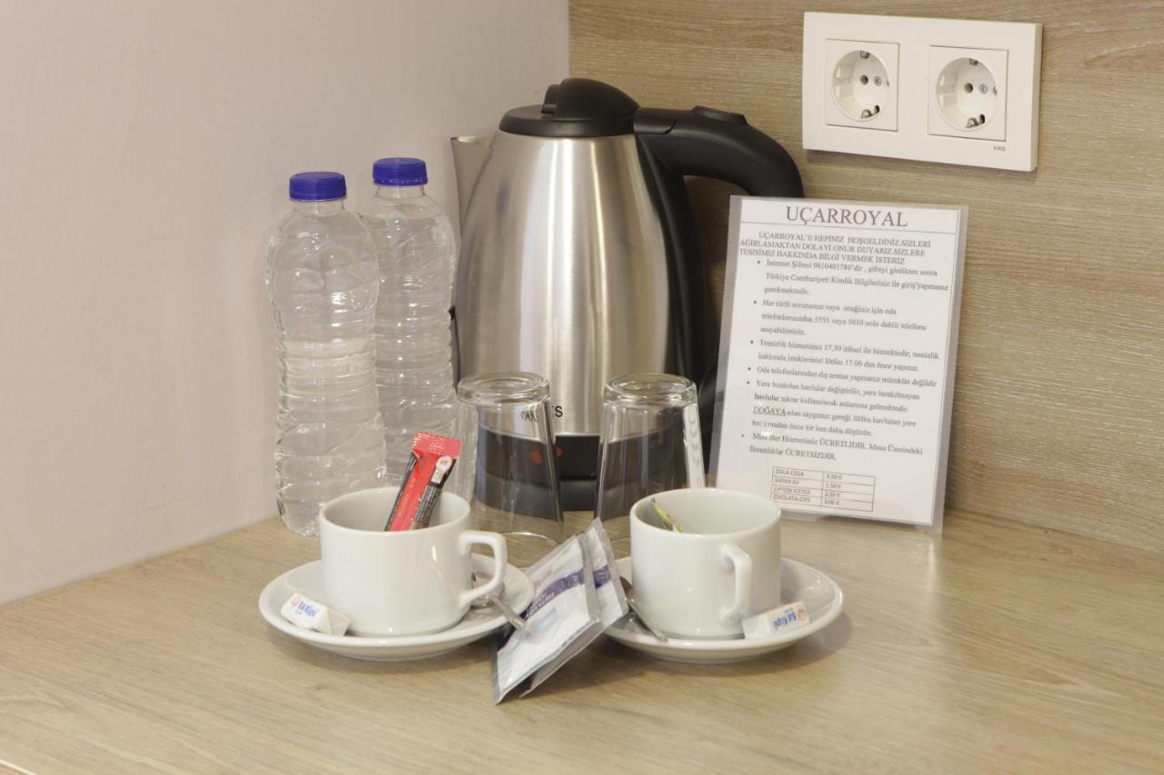 Ucar Royal Hotel Ve Konferans Salonu 아그바 외부 사진